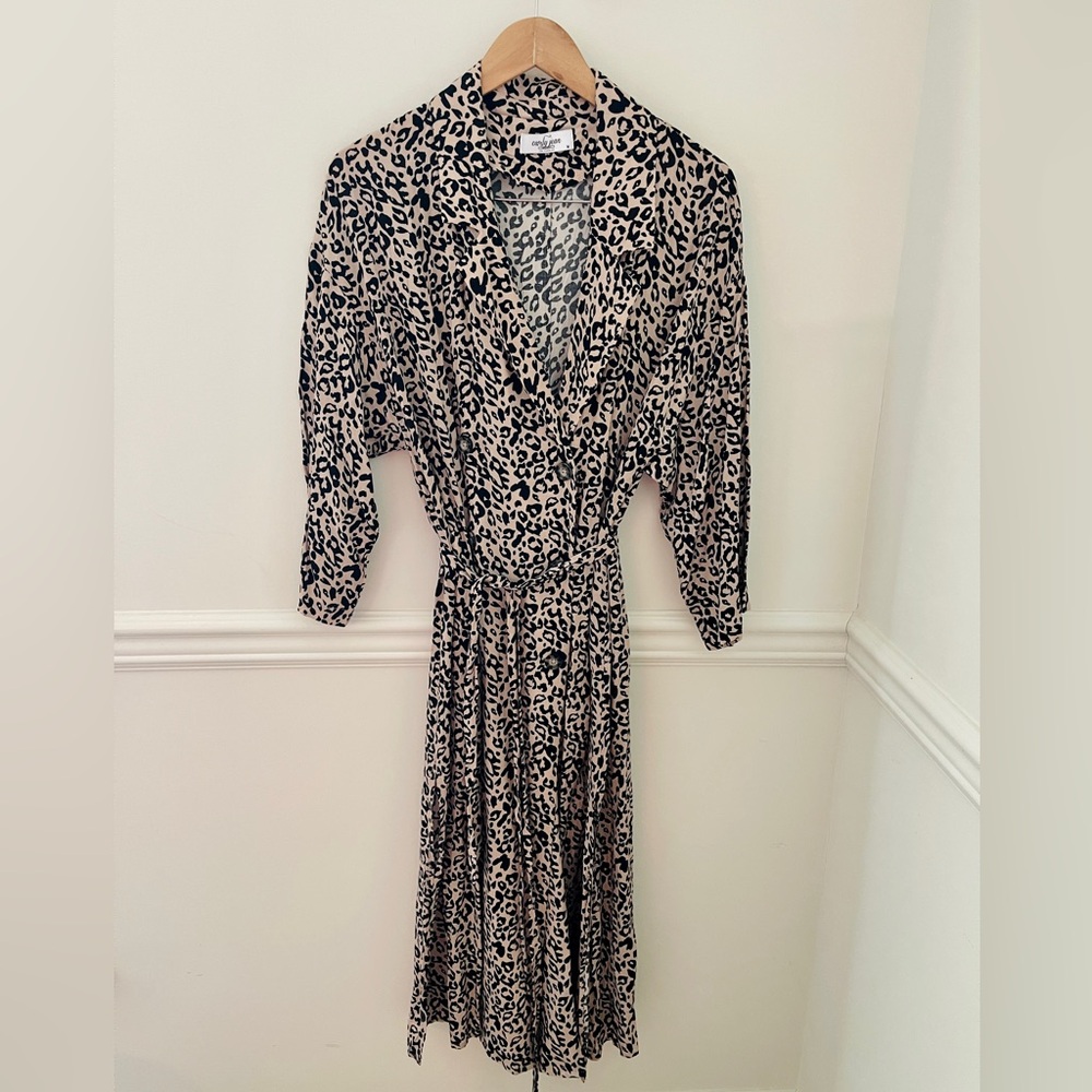 Carly Jean Los Angeles Marisa Leopard Print Trench Coat Style Kimono